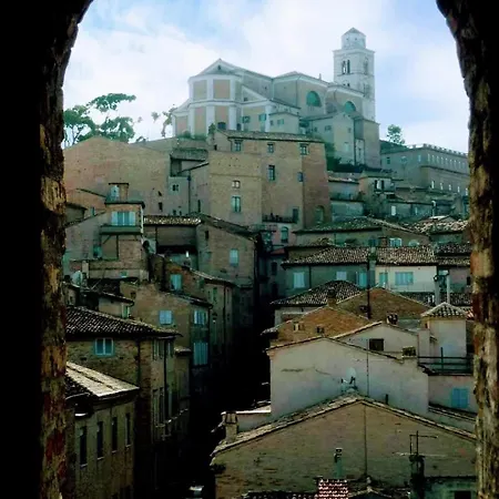Casa vacanze Nel Centro Storico Di Happy Song Fermo